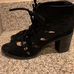 Vince Camuto black suede lace up booties size 8.5